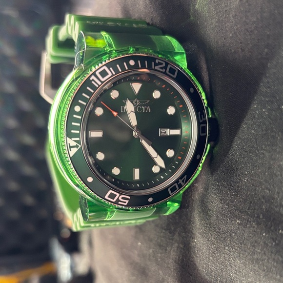 Invicta 32332 Pro Diver 51.5 mm Transparent Green Quartz Men's